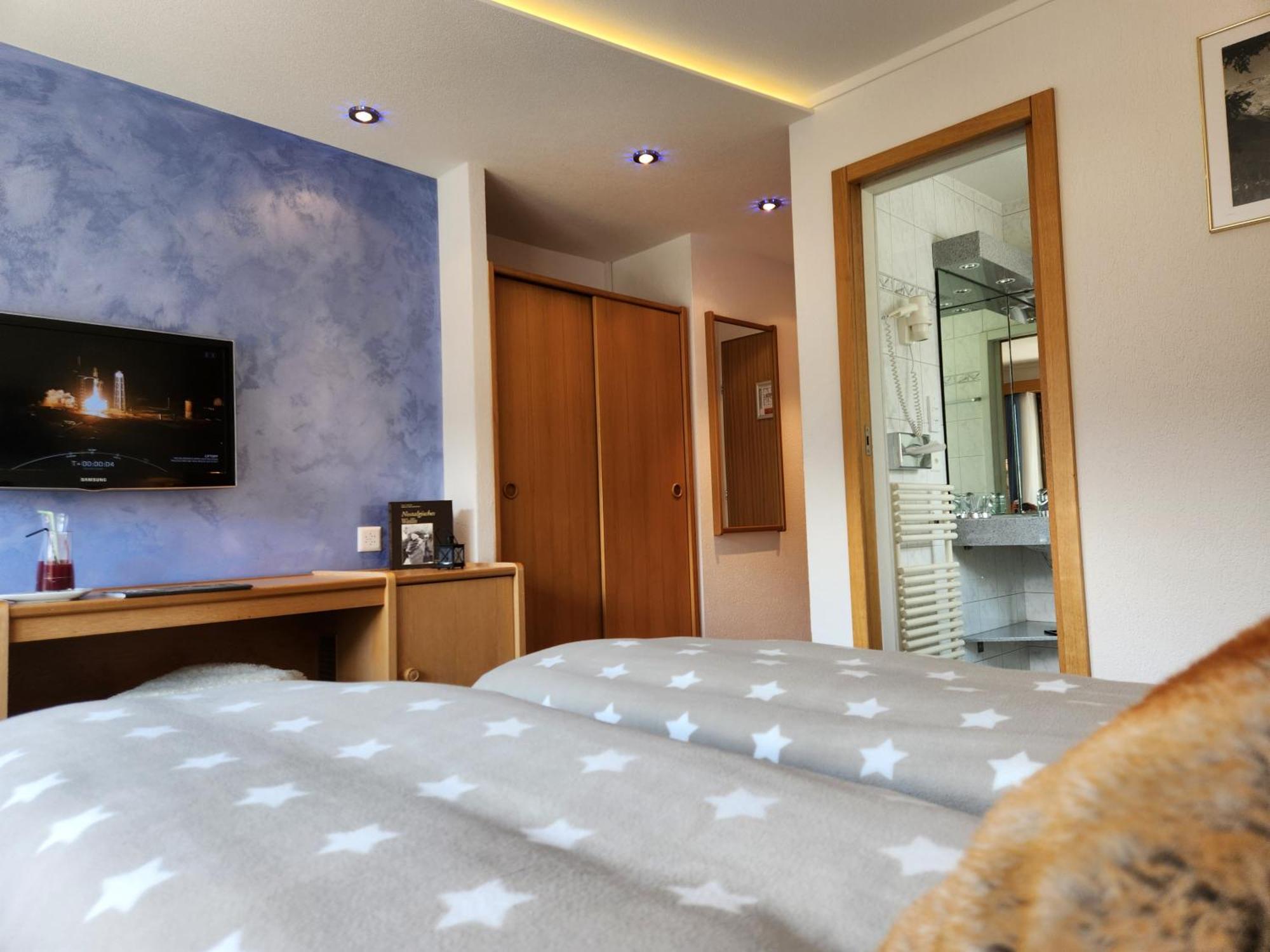 Hotel Etoile & Alpenperle Residences 3* Saas-Fee